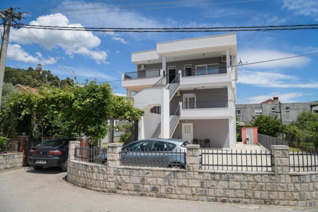 Apartments Tila Trebinje Exterior foto